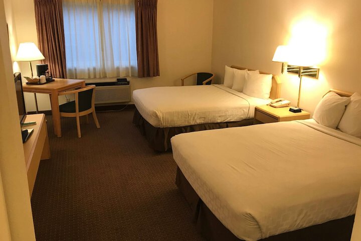 Room 16 of 73