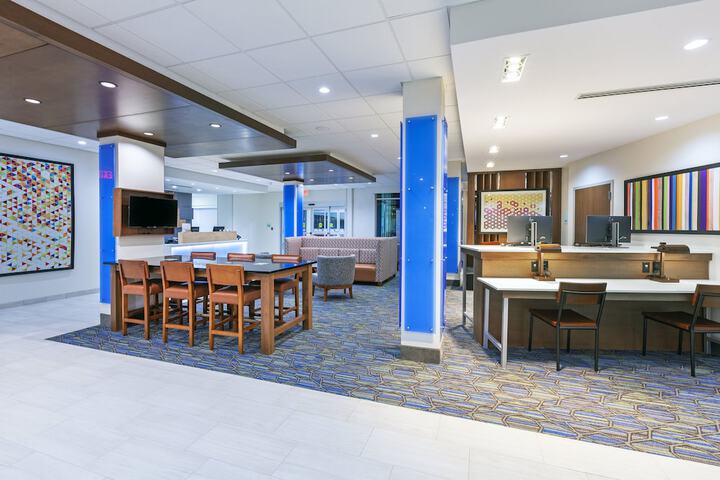 Holiday Inn Express & Suites Tulsa Northeast - Owasso by IHG