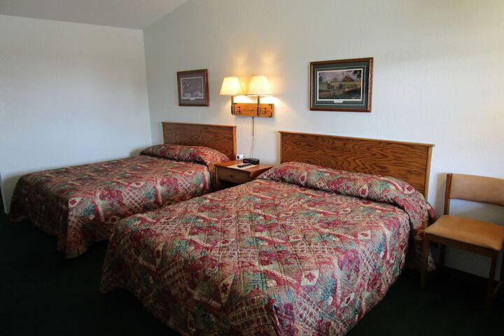 Room 15 of 32