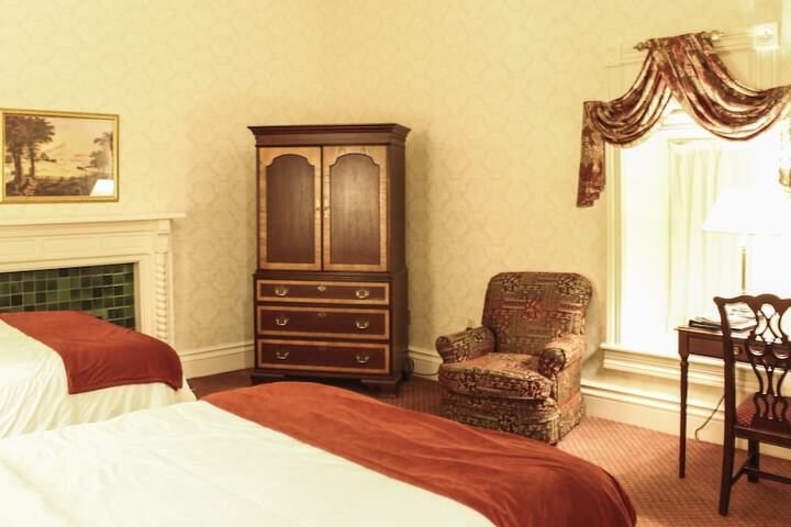 Room 35 of 55