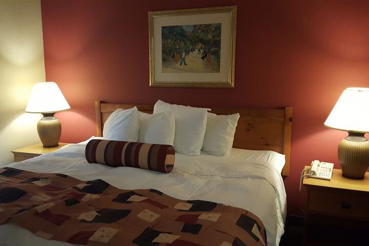 Room 32 of 56