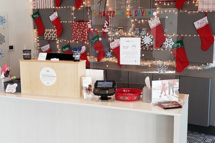 Holiday Inn Express & Suites Ottawa by IHG
