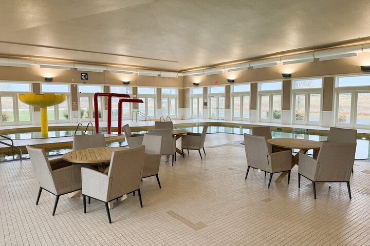 Comfort Inn & Suites Sheboygan I-43