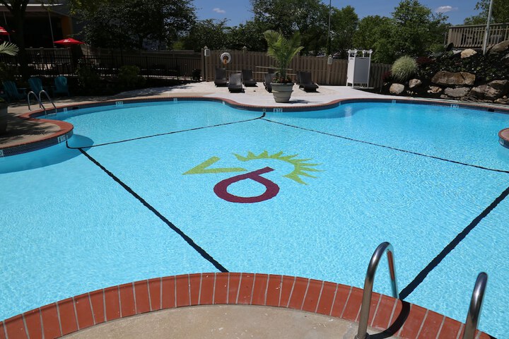 Pool 4 of 34