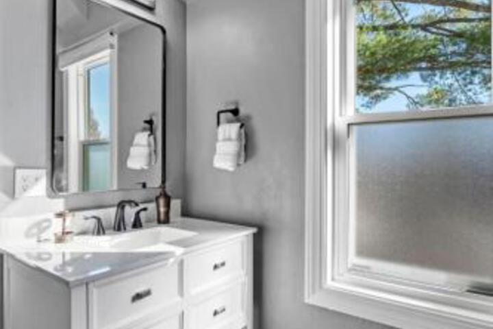 Private Luxury Framingham Condo Near Boston