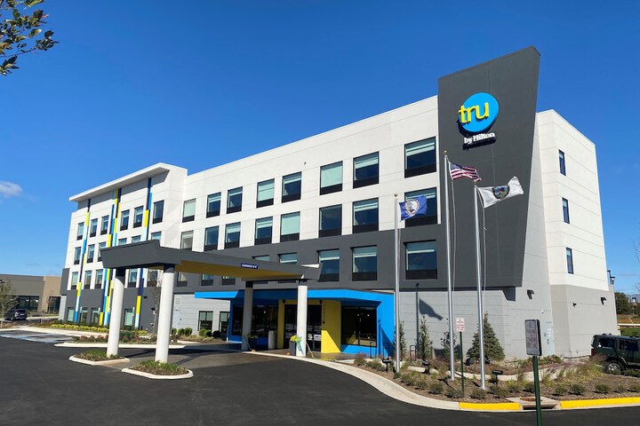 Tru by Hilton Manassas