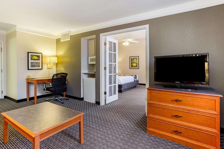 Room 45 of 52
