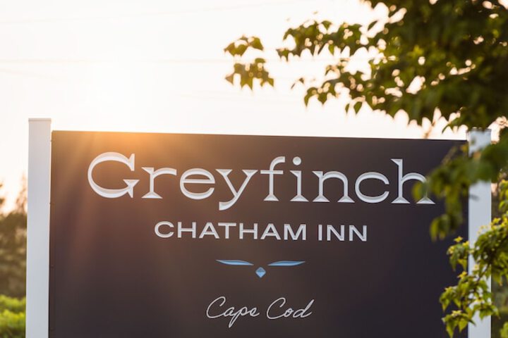 Greyfinch Chatham Inn