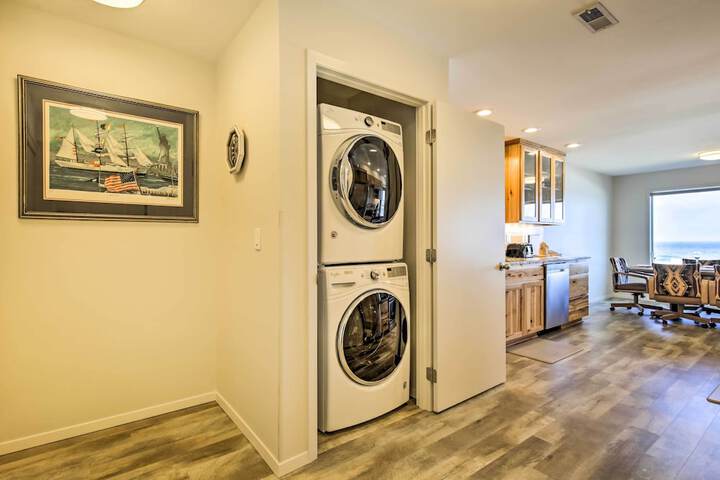 Beachfront Lincoln City Condo-patio & Pool Access!