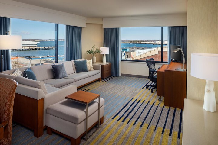 Hilton Garden Inn Portland Downtown Waterfront