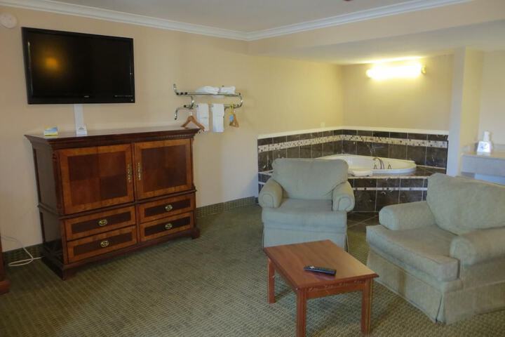 Room 22 of 46