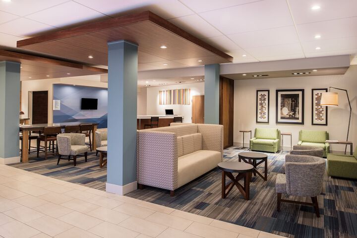 Hotel Interior 12 of 36