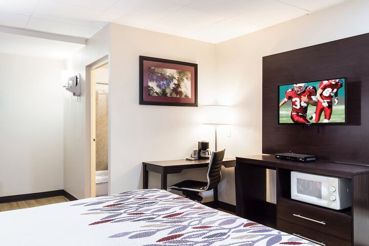 Room 18 of 25
