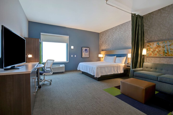 Room 18 of 50