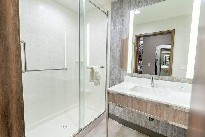 Hilton Garden Inn Wichita Downtown