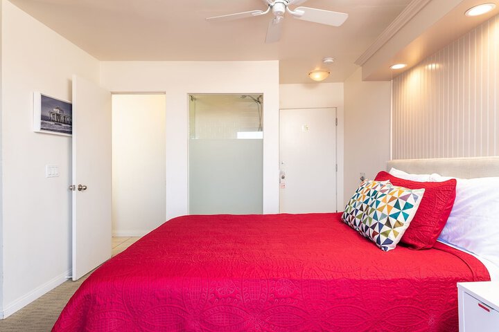 Room 123 of 149