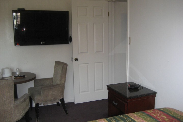 Room 12 of 52