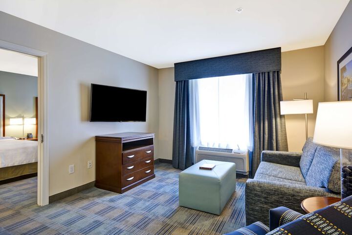 Room 34 of 49