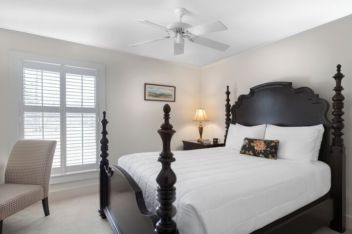 Kanuga Inn & Lodging