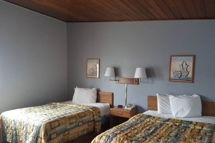 Room 15 of 30
