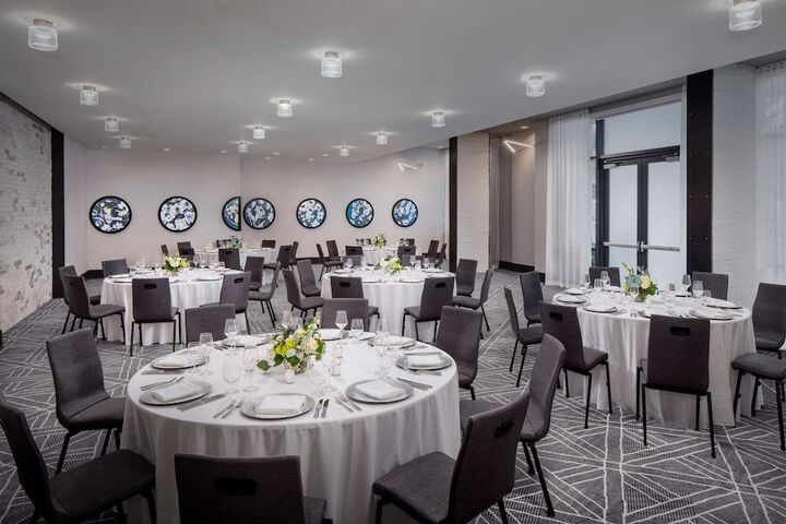 ANDAZ SAVANNAH BY HYATT