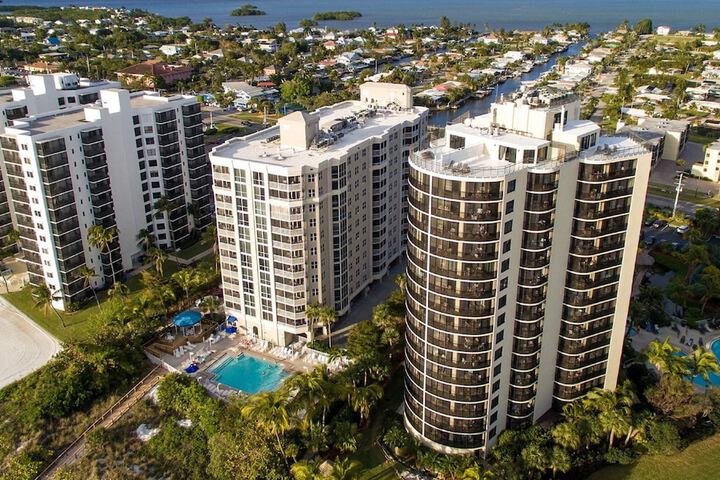 GullWing Beach Resort
