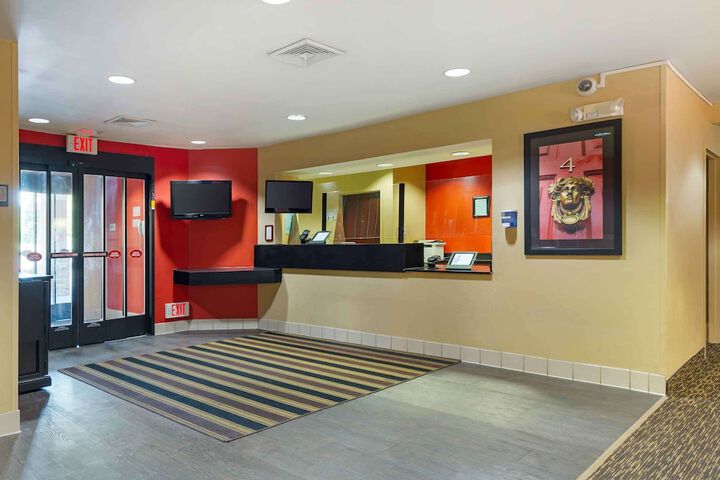 Extended Stay America Select Suites Hartford Manchester