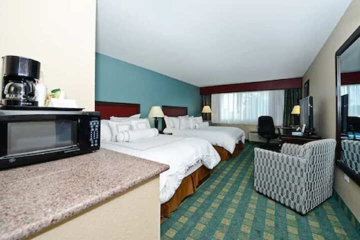 Causeway Bay Hotel