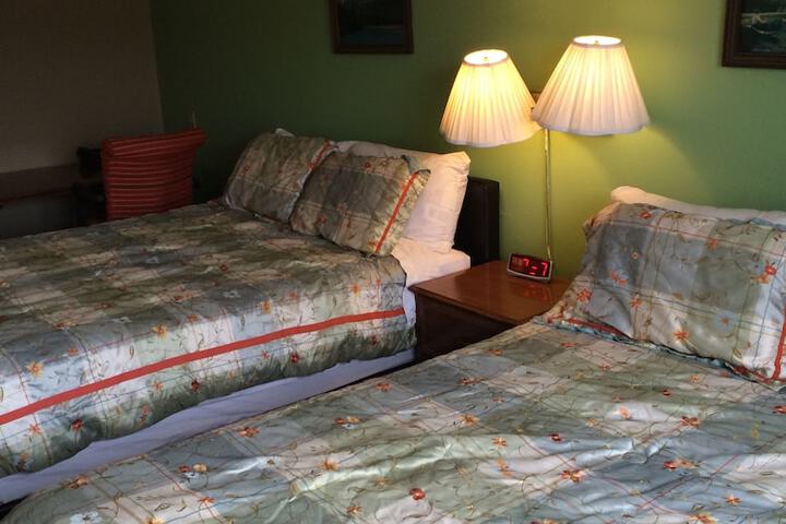 Room 11 of 38