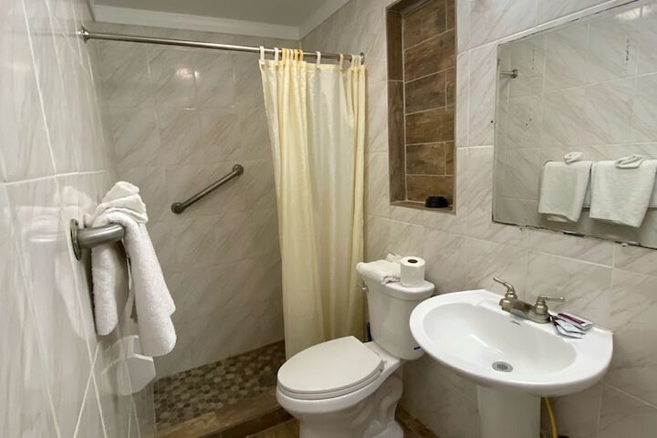 Room 5 of 21