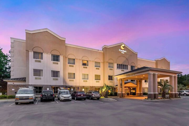 Hotel 6 of 35