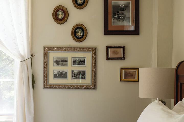 Room 37 of 97