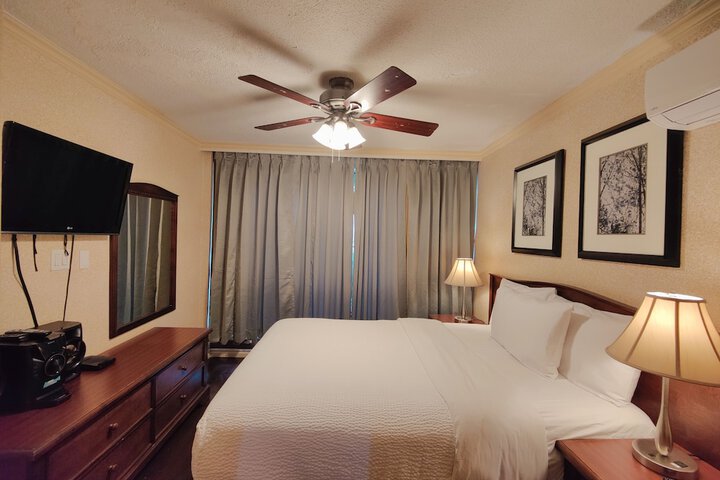 Room 26 of 86