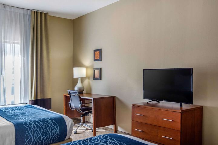 Room 8 of 30