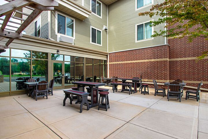 Sleep Inn & Suites Madison - Monona