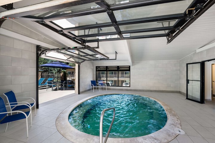 Pool 3 of 61