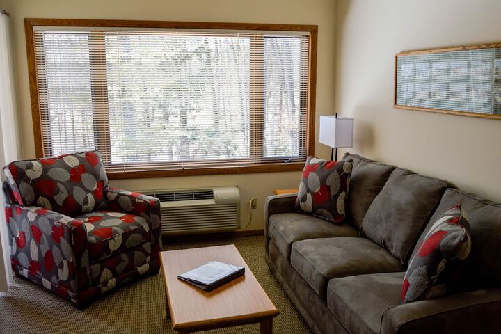 Room 164 of 185