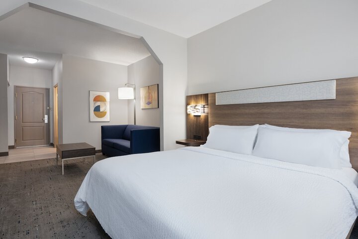 Room 20 of 49