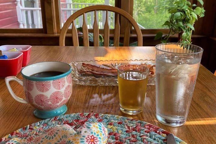 Plain & Fancy Bed & Breakfast