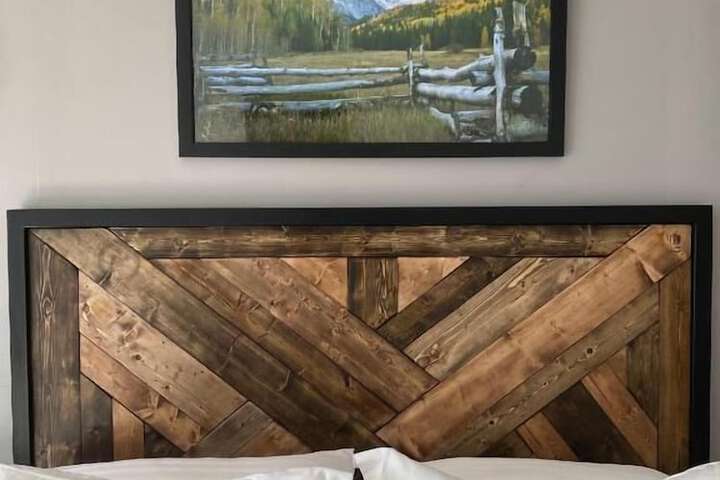 Pikes Peak Paradise Bed and Breakfast