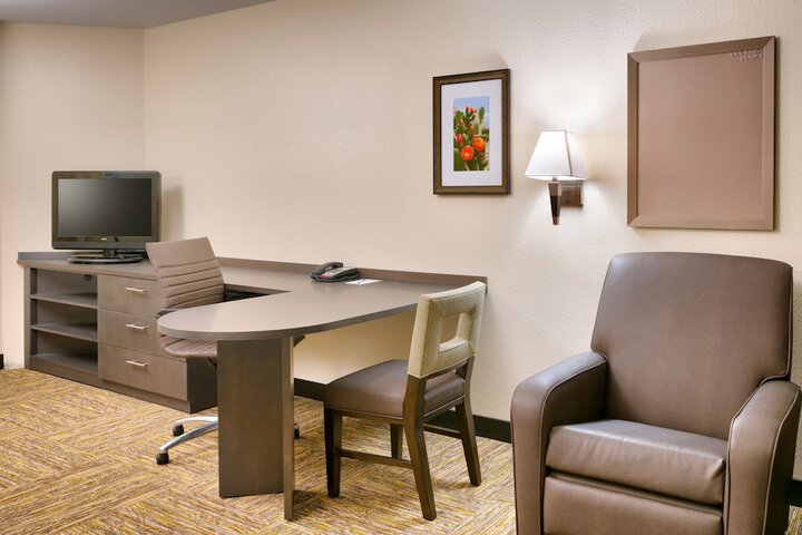 Room 14 of 24