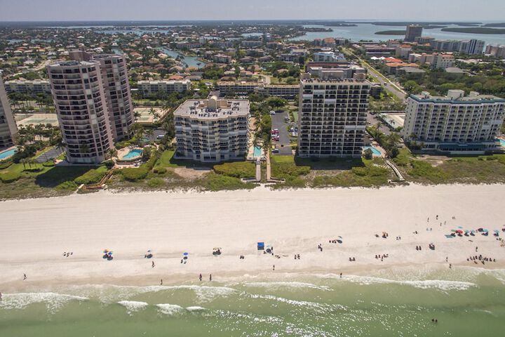 Marco Beach Vacation Suites