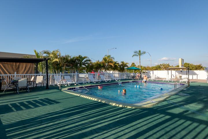 Pool 15 of 79