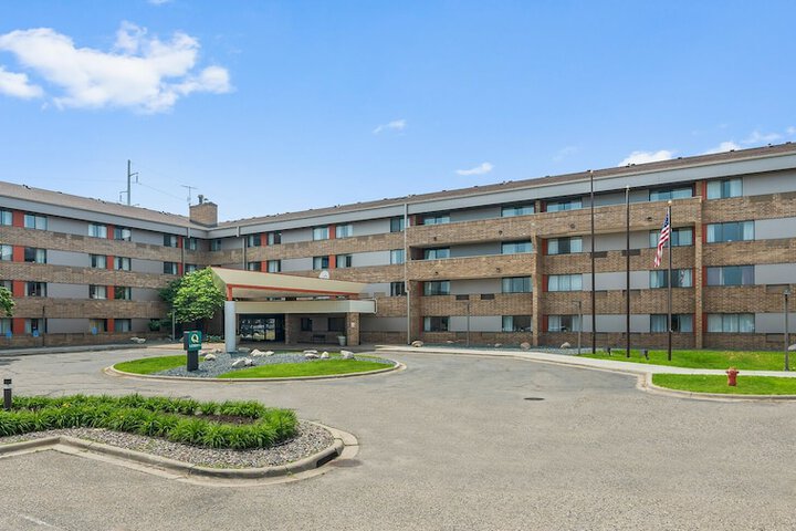 Hotel 4 of 59