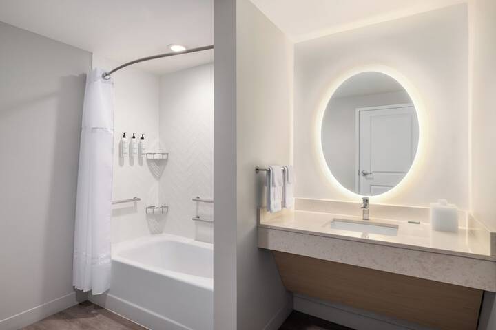 Towneplace Suites by Marriott Hickory