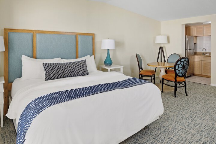 Reefhouse Resort & Marina