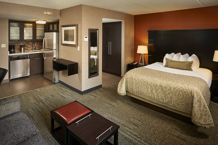 Staybridge Suites Hamilton Downtown by IHG