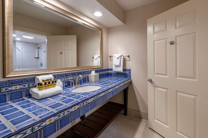 Room 30 of 60