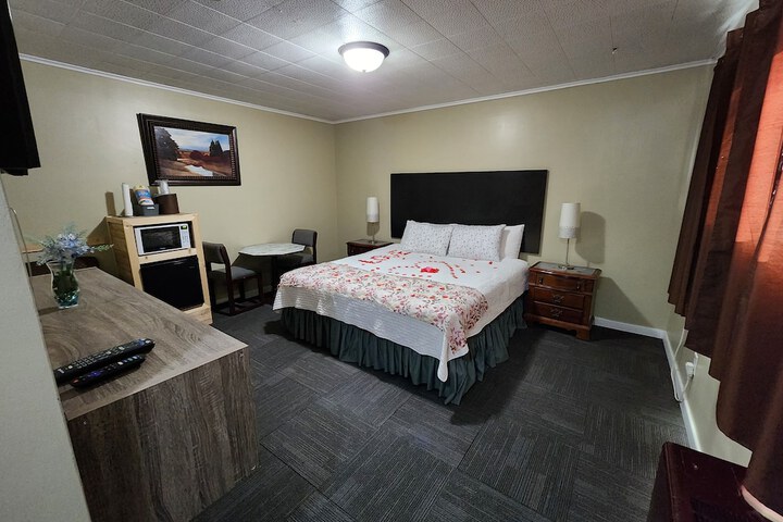 Room 25 of 73