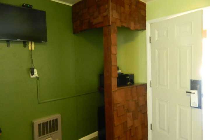 Room 54 of 89